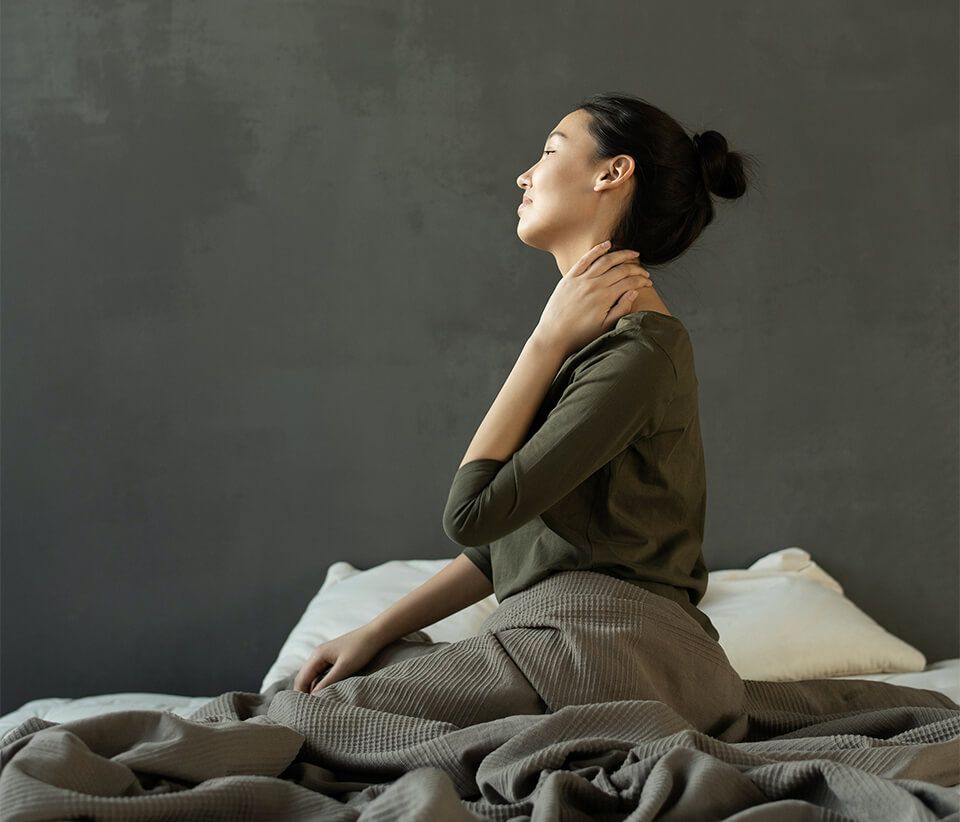 People feel neck pain